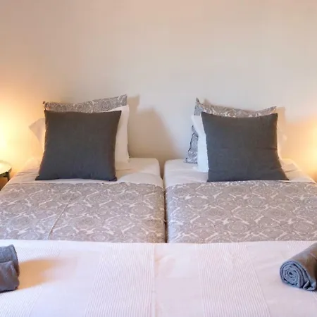Casa Amarela Holiday home *