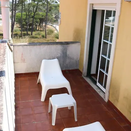 Casa Amarela Nazare